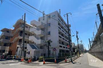 トップ赤羽の外観（北西側から）