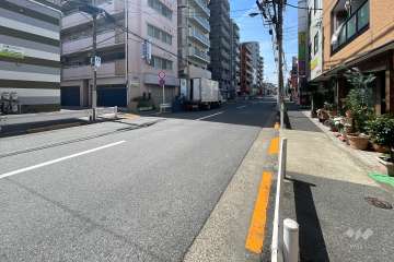 敷地南西側の前面道路