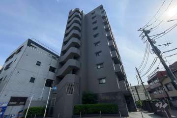 ルーブル王子本町の外観（北東側から）