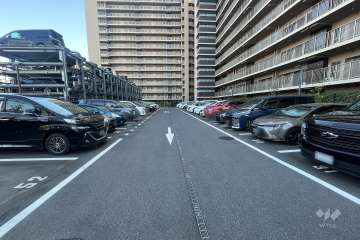 敷地内駐車場（屋外平面式）