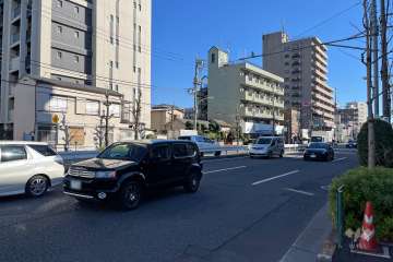 敷地南西側の前面道路