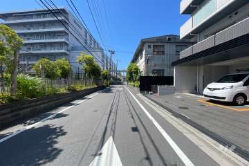 敷地東側の前面道路　