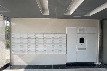 共用ポストと宅配ボックス