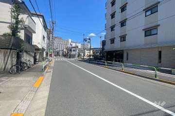 敷地東側の前面道路　