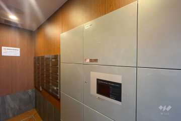 共用ポストと宅配ボックス