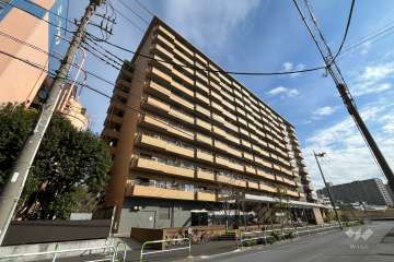リノア北赤羽の外観（西側から）　