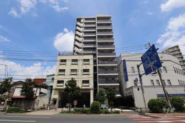 リビオレゾン西日暮里の外観（南西側から）