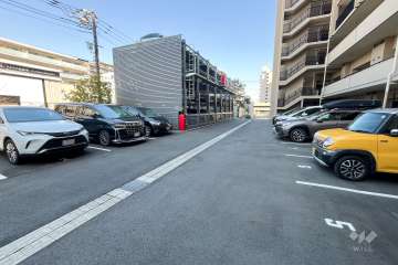 敷地内駐車場（屋外平面式）