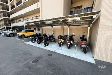 バイク置場