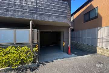 敷地内駐車場（屋内平面式）