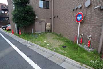 敷地内駐車場（屋外平面式）