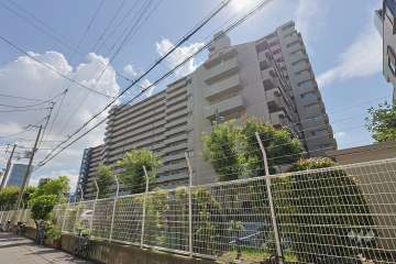 グリーンシティOSAKA1号棟の外観（北西側から）