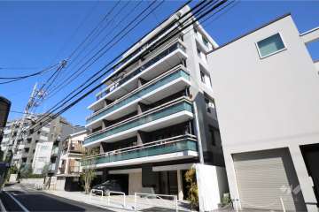 ピアース中目黒ＷＥＳＴの外観(南東側から)