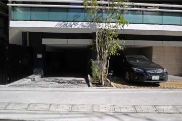 敷地内駐車場（屋内平面式）