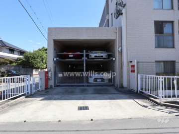 敷地内駐車場（屋内機械式）