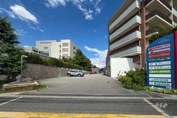 駐車場の出入口