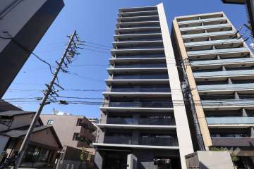 オープンレジデンシア葵ザ・プレイスの外観（南側から）