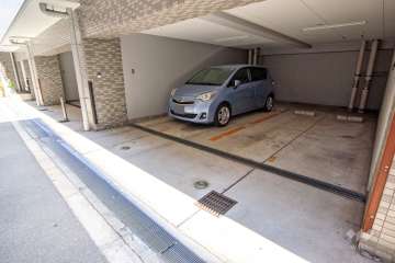 敷地内駐車場(屋内平面式)