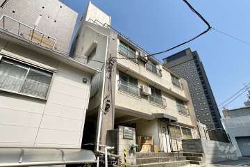 保土ケ谷ビル高輪マンションの外観（西側から）