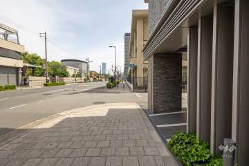 敷地東側の前面道路　