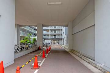 駐車場の出入口