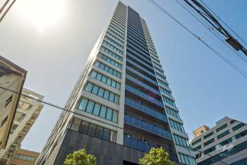 ローレルタワー御堂筋本町の外観（北東側から）