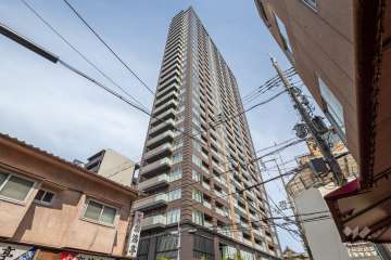 シエリアタワーなんばの外観（南西側から）