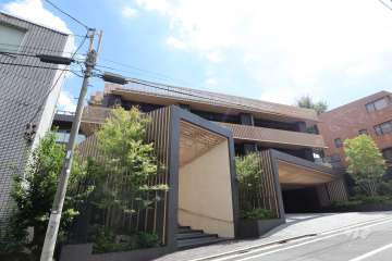 ザ・パークハウスグラン神山町の外観(北東側から)