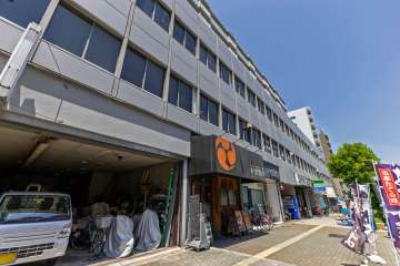 新谷町第三ビルの外観（南東側から）