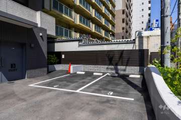 敷地内駐車場（屋外平面式）