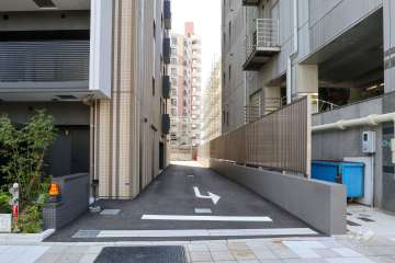 駐車場の出入口