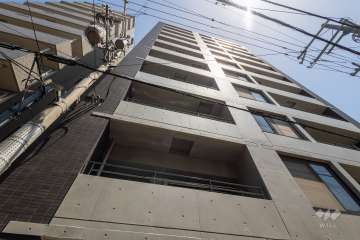 グランドシーズ上本町西の外観（北西側から）