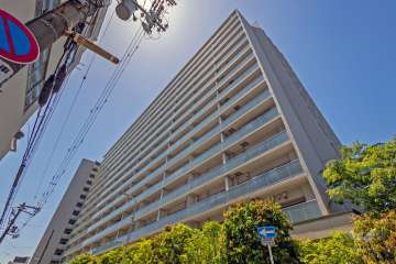 ファインシティ大阪城公園の外観（北東側から）