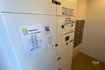 宅配ボックスと共用ポスト