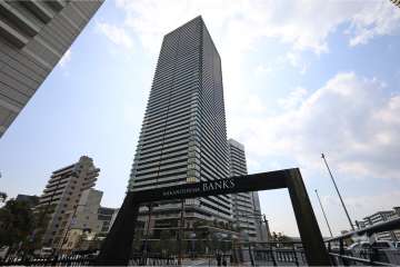 ザ・パークハウス中之島タワーの外観（北東側から）