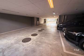 敷地内駐車場（屋内平面式）