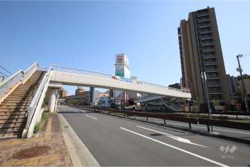 敷地北側の前面道路（国道176号線）