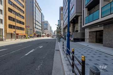 敷地北側の前面道路