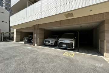 敷地内駐車場（屋内平面式）
