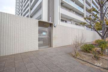 駐輪場の出入口