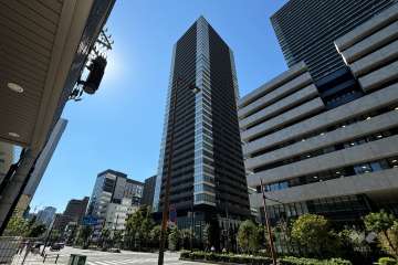 グランドメゾン新梅田タワーの外観（北東側から）