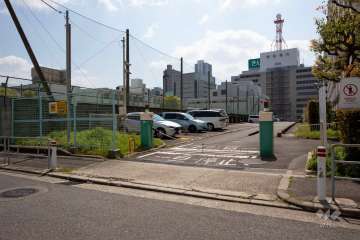 駐車場の出入口