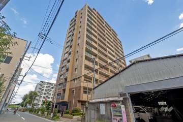 ルイシャトレ梅田北の外観（南西側から）