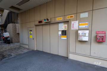 敷地内駐車場（タワー式立体）