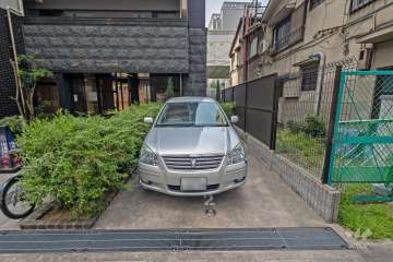 敷地内駐車場（屋外平面式）