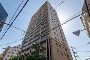 グランドメゾン上町台テラスの外観（北東側から）