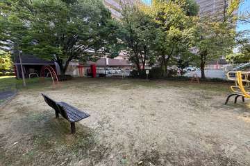 敷地に隣接する公園