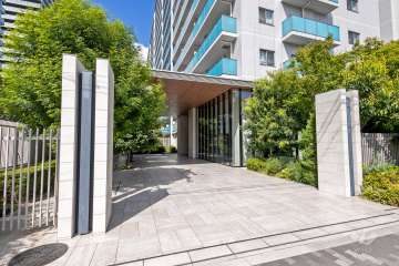 エントランスアプローチ