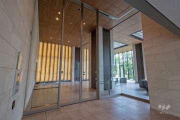 エントランスホール