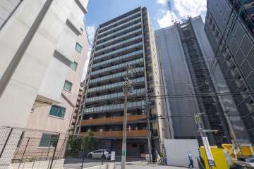 イニシア大手前の外観（北西側から）